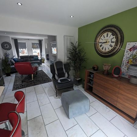 Villa House In Belfast Extérieur photo